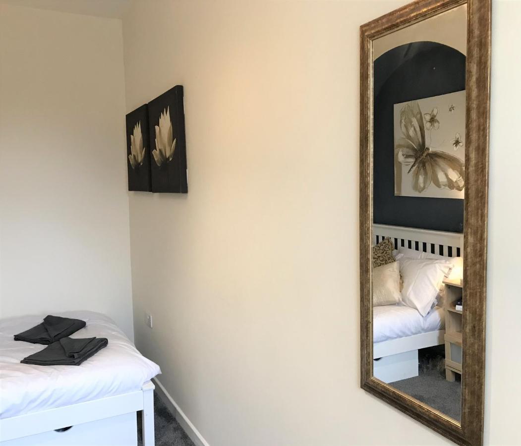 Welcoming Spacious 2-Bedroom House In St Helens St Helens  Ngoại thất bức ảnh